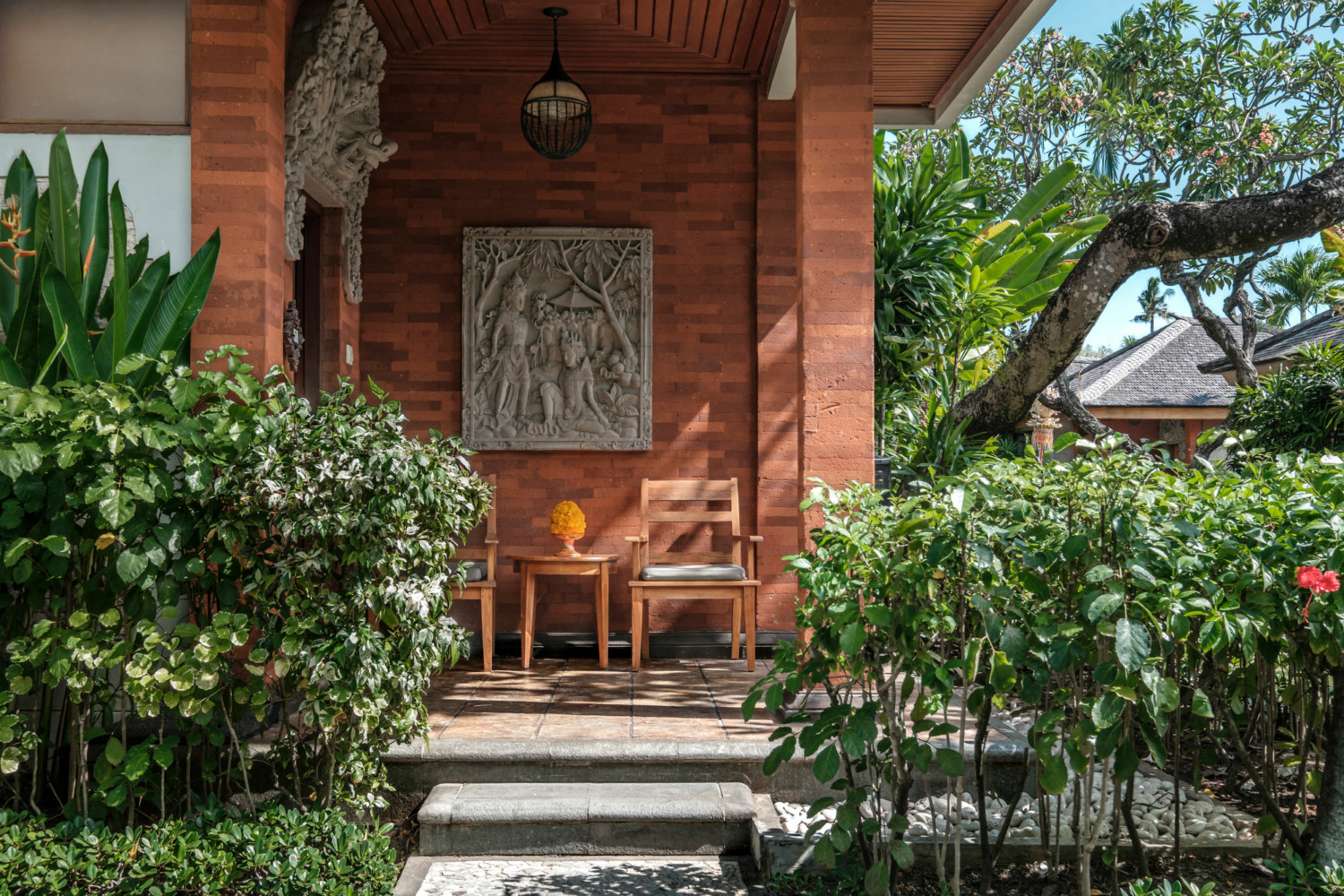 mandira_cottage_chair